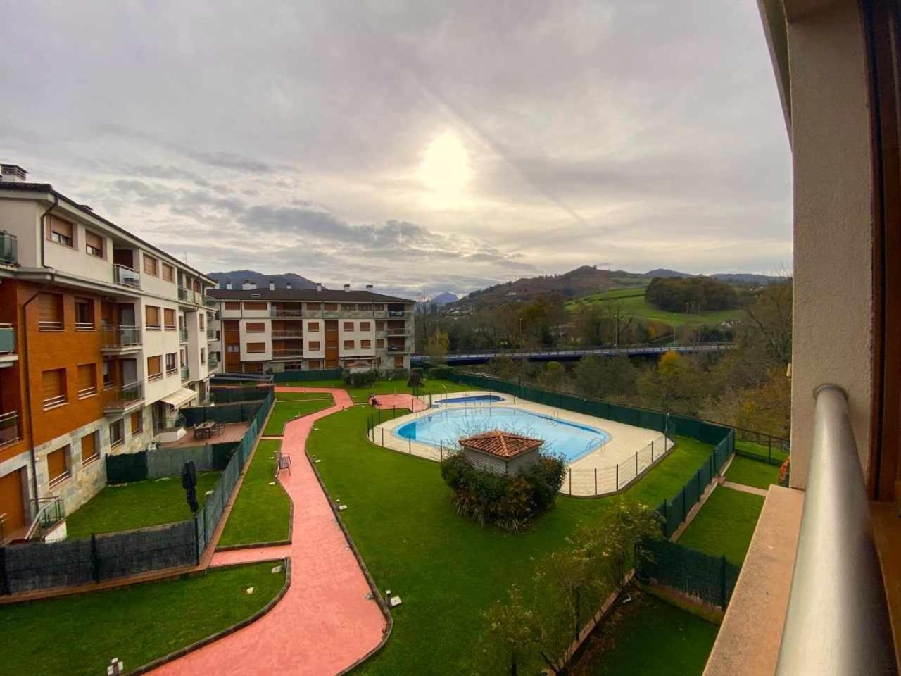 شقة Rincon Con Piscina En Picos De Europa Onís المظهر الخارجي الصورة